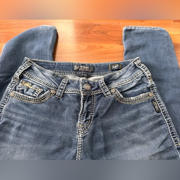Silver Jeans - Picture 3 of 5